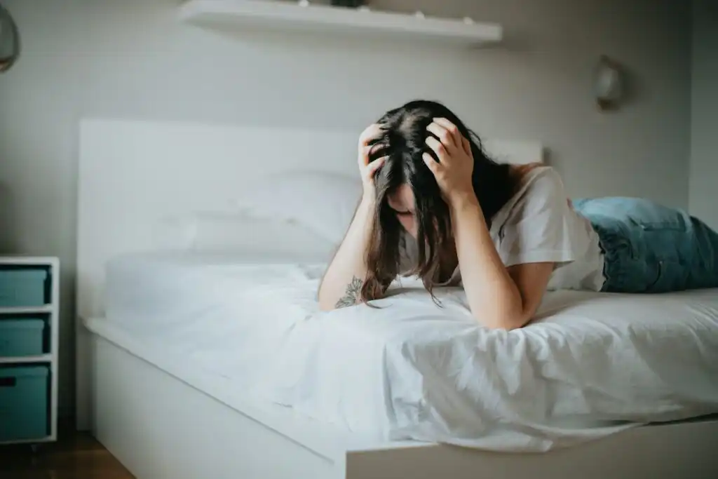 イタリアで滞在許可証の招集日に警察署へ行けないときの対処法【一時帰国する際の注意点も解説】 4 ave calvar eHYfqWIKjz8 unsplash