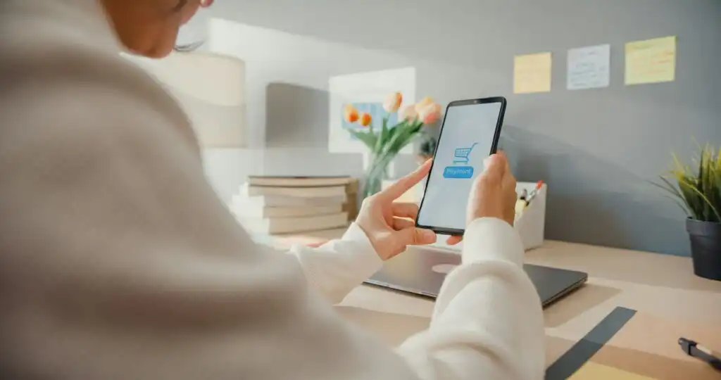 イタリアでオススメのSIMと契約方法は?各携帯会社を比較する【留学生・長期滞在者向け】 6 getty images z7BPcJdFLoc unsplash