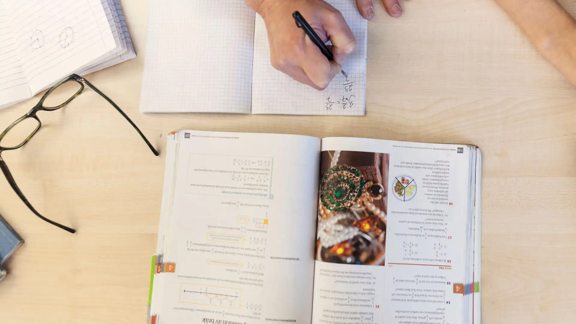 IMAT2018の合格最低点まとめ【入試問題・解答も無料で公開します】 3 teacher with schoolboy doing homework in classroom 2024 10 18 05 40 18 utc edited 1